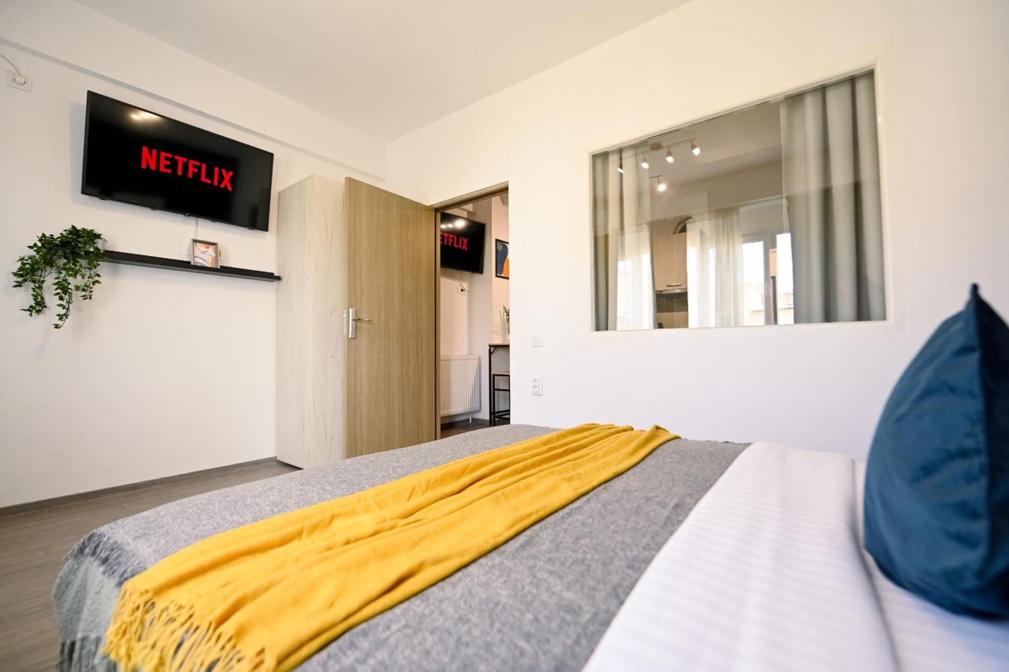 Old Town Charm - Modern & Comfortable Accommodation In The Heart Of The City Bucharest Exterior photo